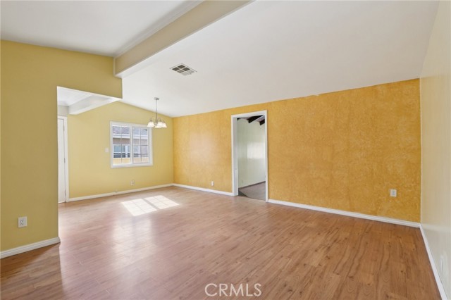 MLS #SB25143410 image #1