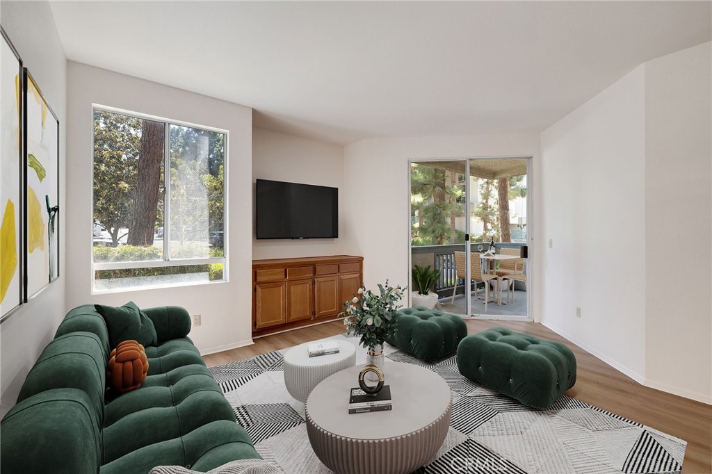 MLS #SB25143790 image #0