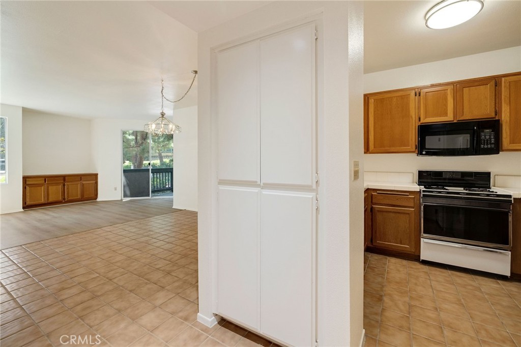 MLS #SB25143790 image #15