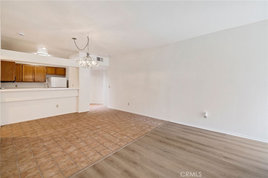 MLS #SB25143790 image #5