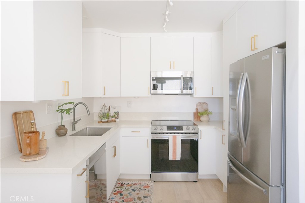 MLS #SB25144655 image #2