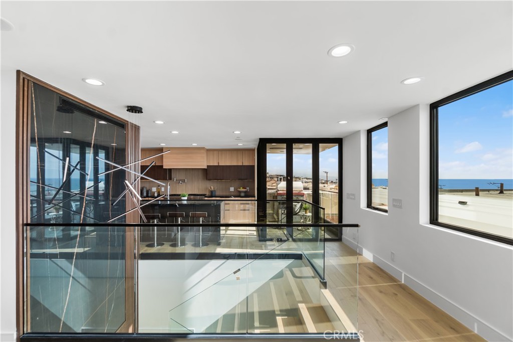 MLS #SB25146217 image #16