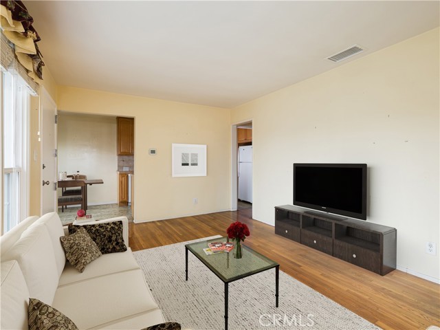 MLS #SB25151977 image #2