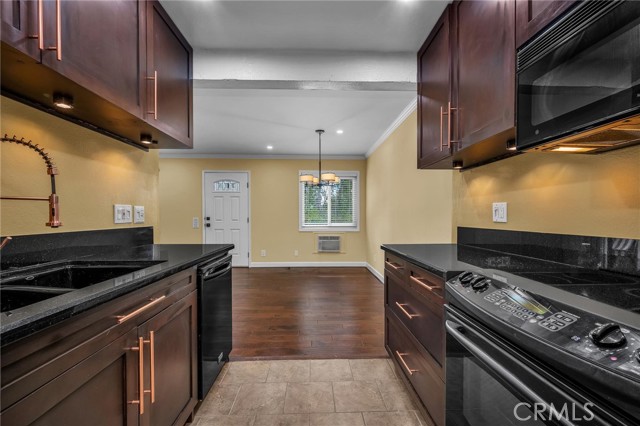 MLS #SB25154429 image #10