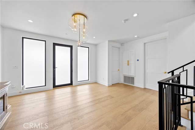 MLS #SB25155421 image #5