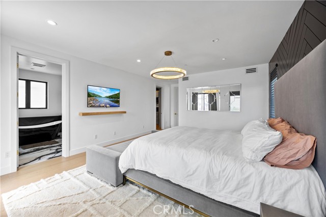 MLS #SB25155421 image #9