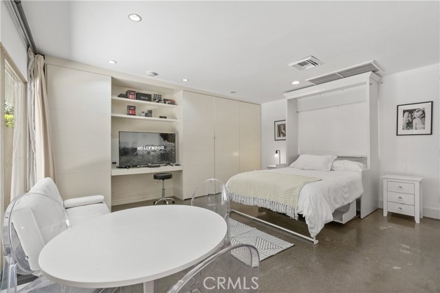 MLS #SB25158145 image #2