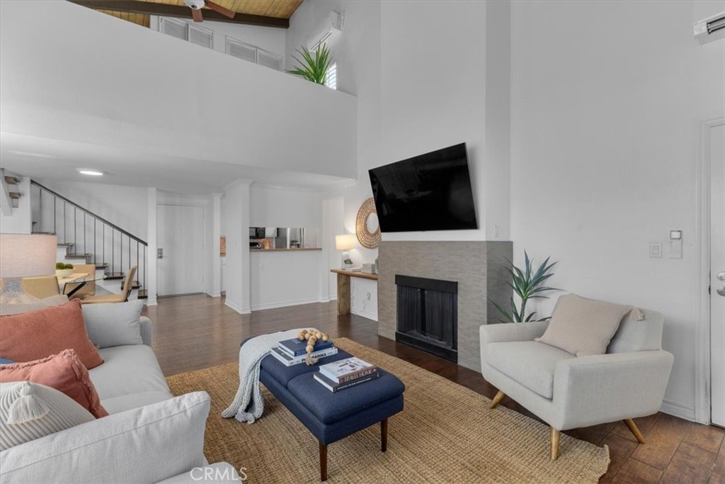 MLS #SB25162338 image #1