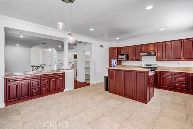 MLS #SB25163854 image #8