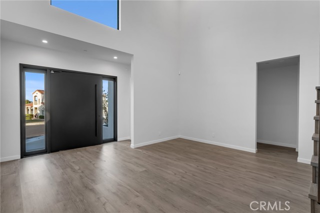 MLS #SB25163929 image #8