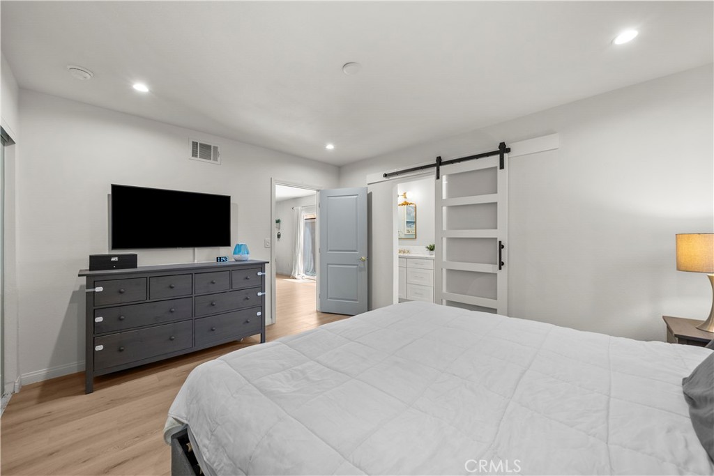 MLS #SB25167676 image #14