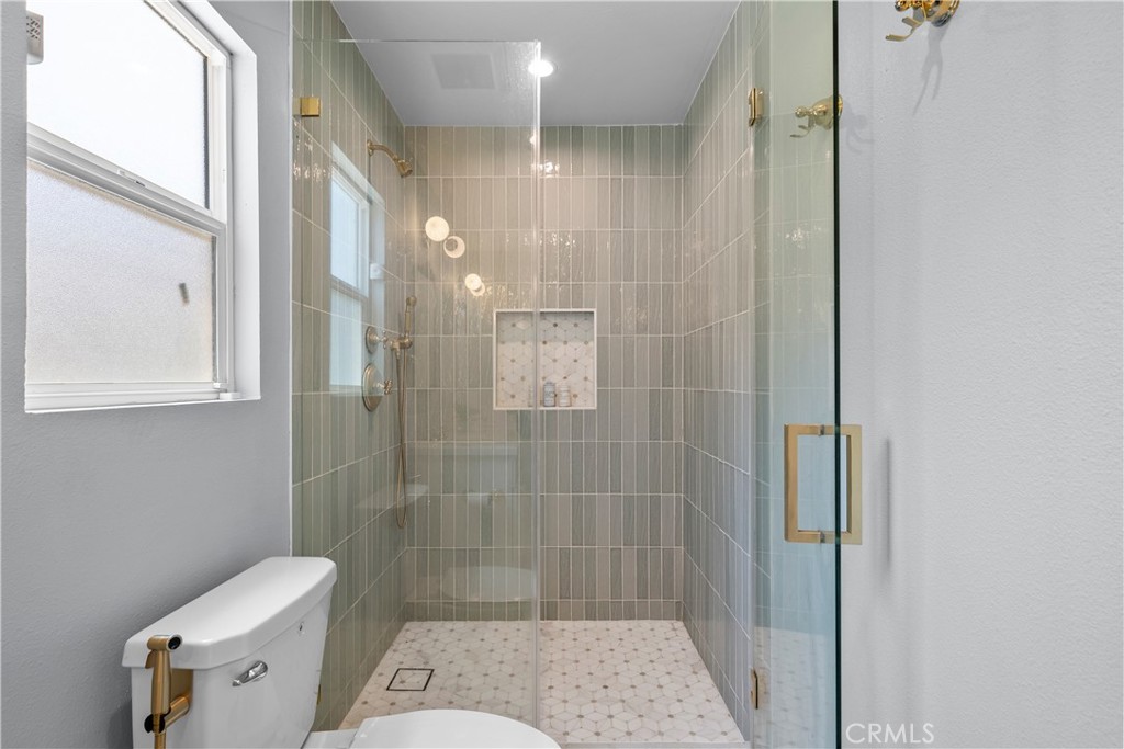 MLS #SB25167676 image #16