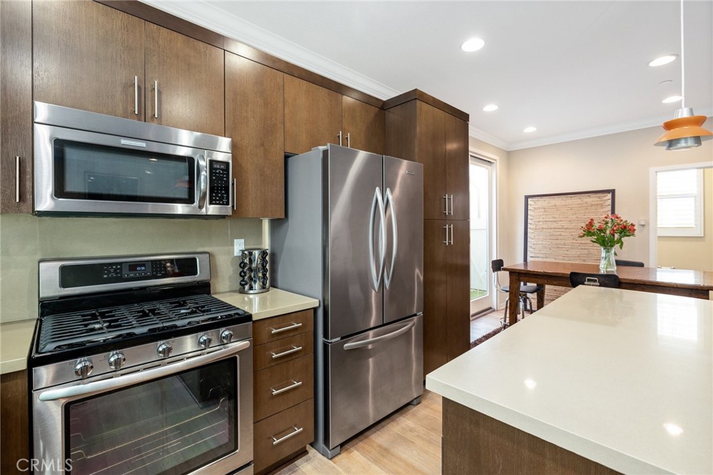 MLS #SB25168355 image #6