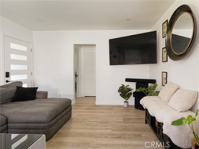 MLS #SB25168631 image #10