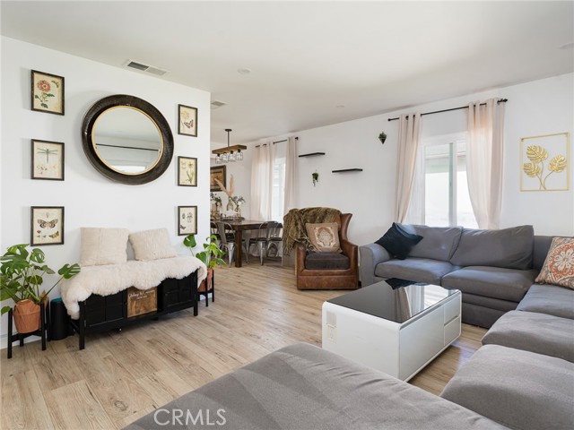 MLS #SB25168631 image #3