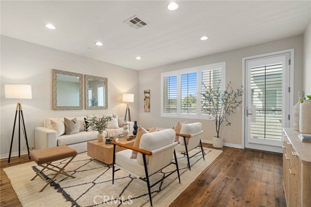 MLS #SB25171146 image #1