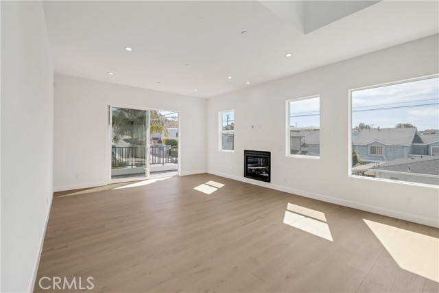 MLS #SB25172441 image #10