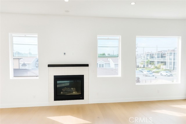 MLS #SB25172441 image #4