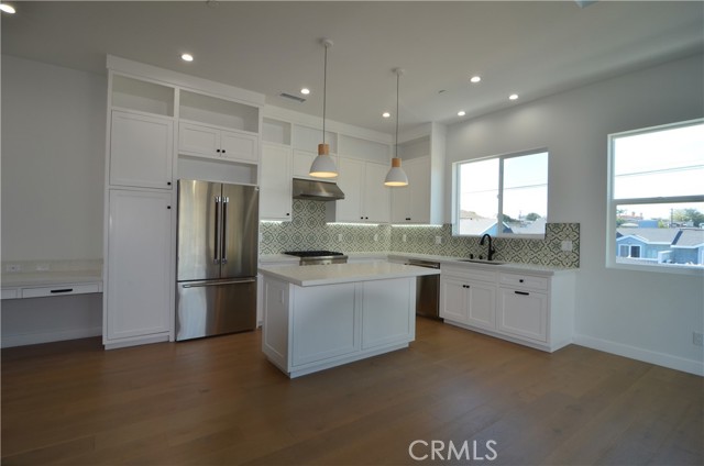 MLS #SB25172846 image #4