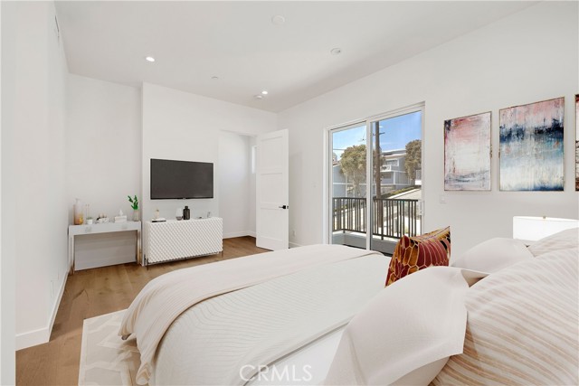 MLS #SB25172846 image #9