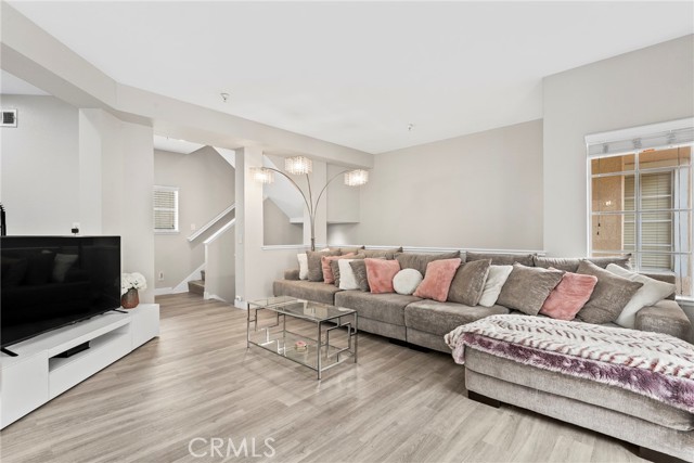 MLS #SB25173149 image #5