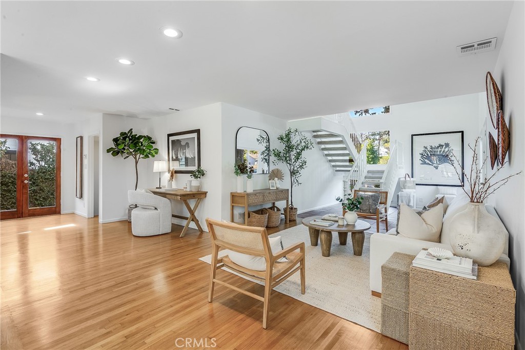 MLS #SB25174915 image #3