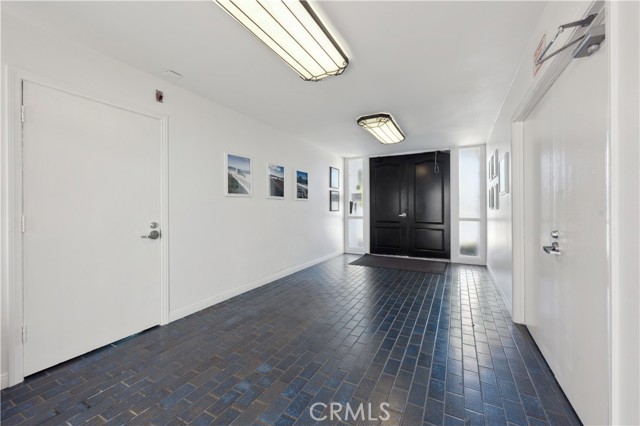 MLS #SB25176470 image #1