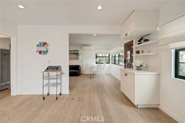 MLS #SB25176505 image #9