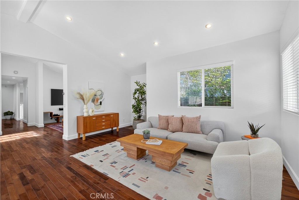 MLS #SB25177392 image #11