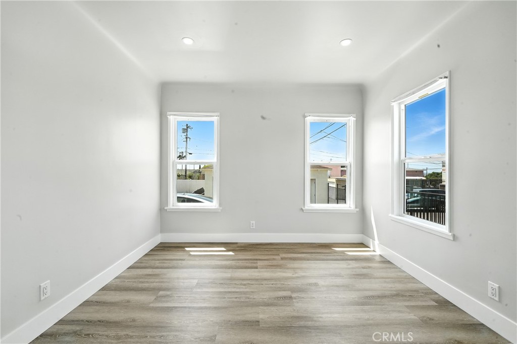 MLS #SB25177671 image #24