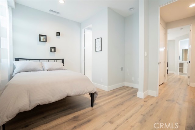 MLS #SB25177889 image #8