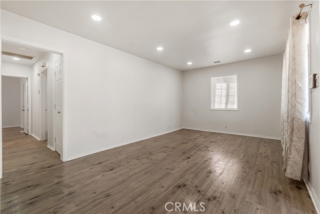 MLS #SB25181377 image #3