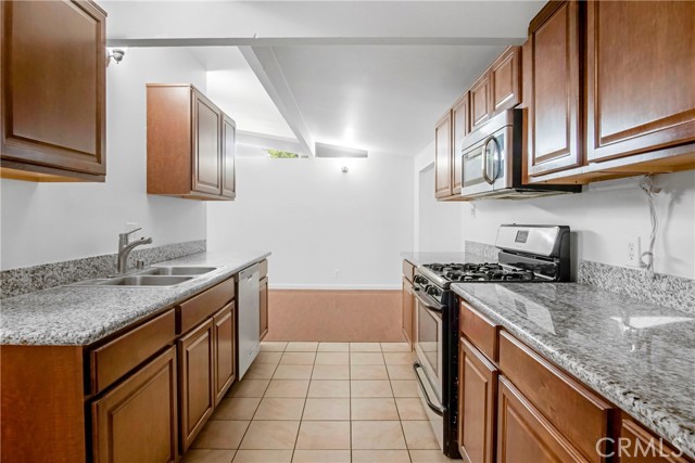 MLS #SB25181554 image #9