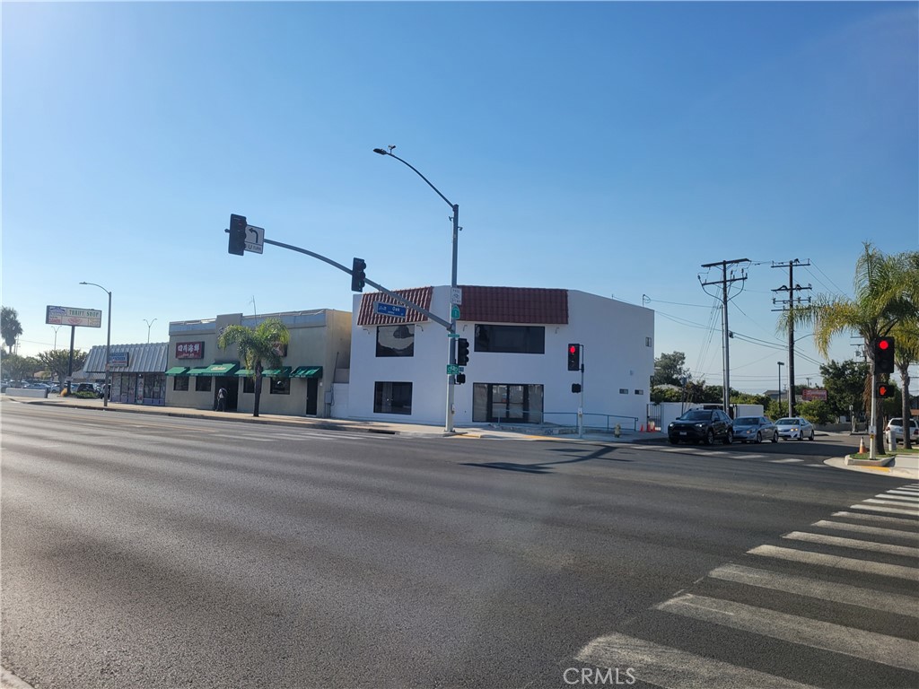 MLS #SB25183136 image #4