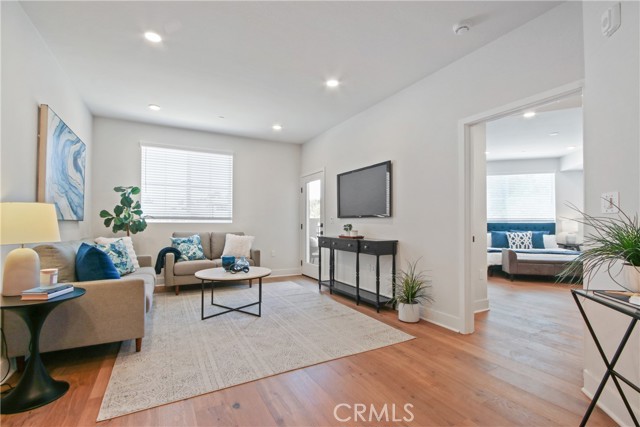 MLS #SB25183991 image #1