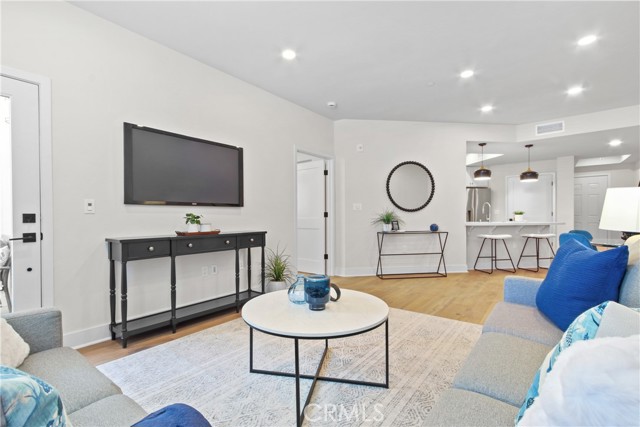 MLS #SB25183991 image #2