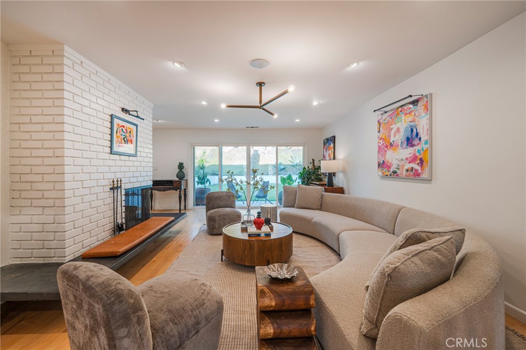 MLS #SB25184791 image #12