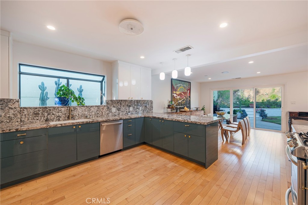 MLS #SB25184791 image #9