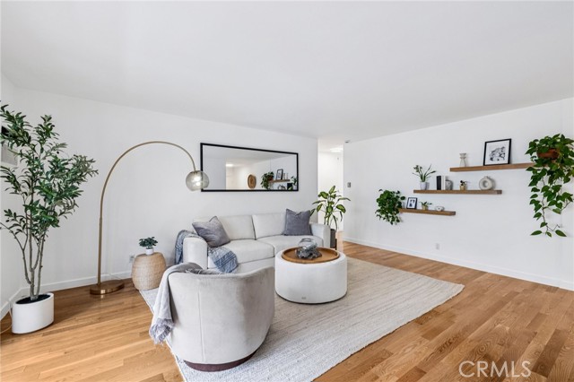 MLS #SB25186498 image #1