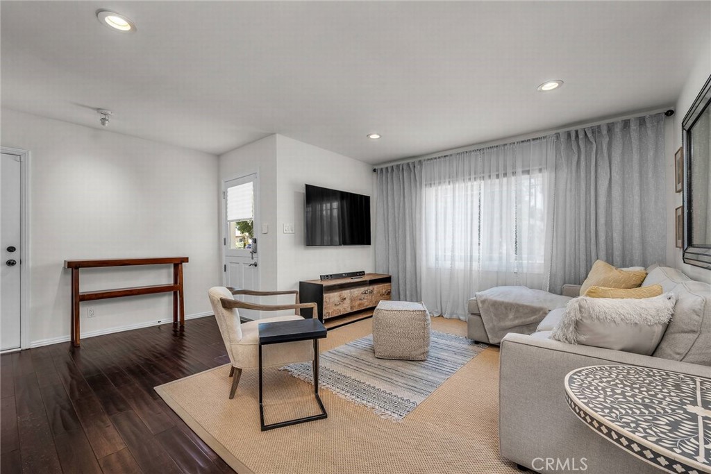 MLS #SB25187178 image #3