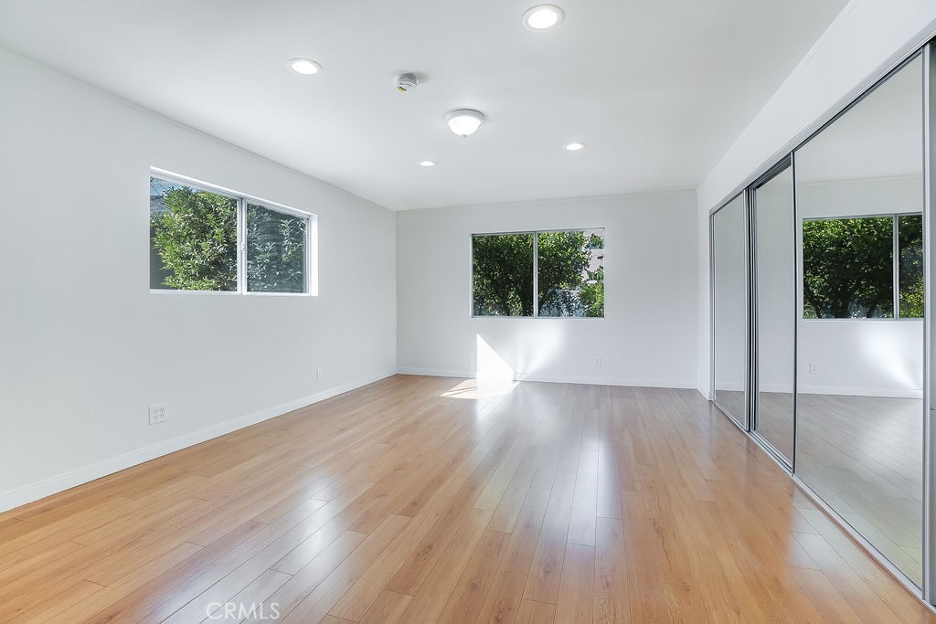 MLS #SB25187894 image #10