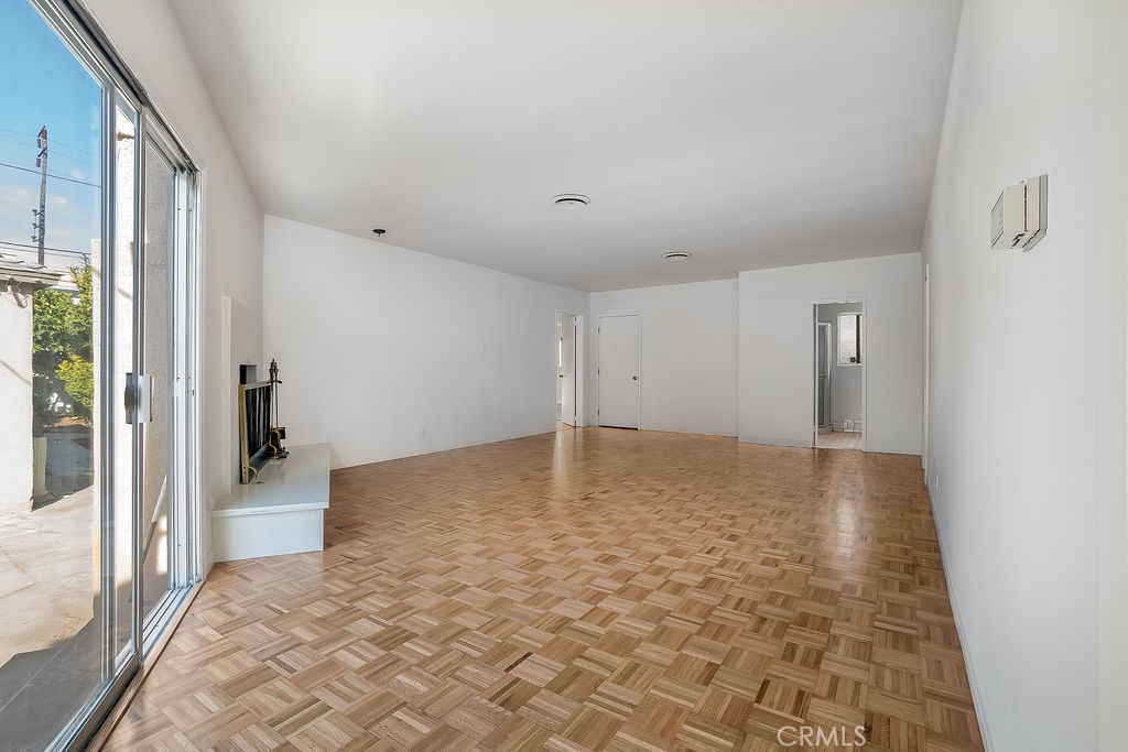 MLS #SB25187894 image #9