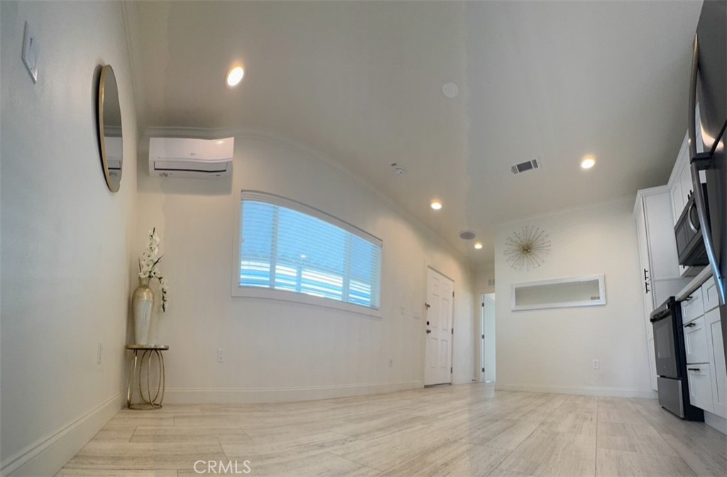 MLS #SB25188205 image #14