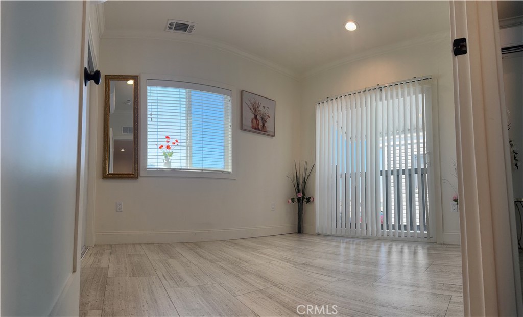 MLS #SB25188205 image #9