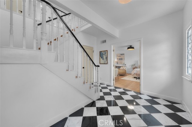 MLS #SB25188293 image #5