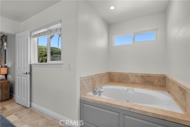 MLS #SB25188339 image #14