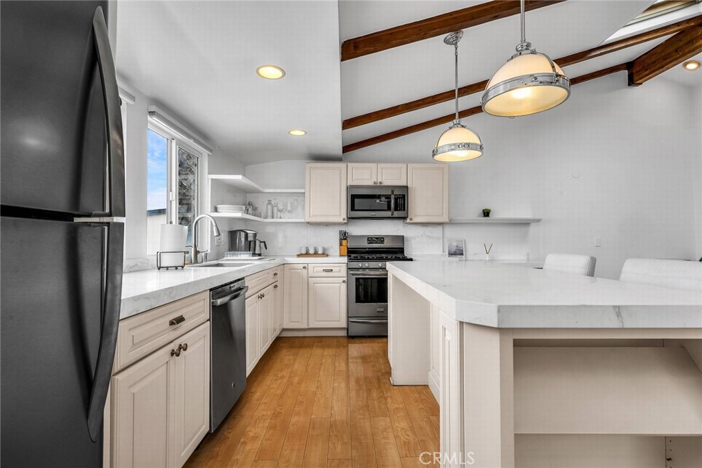 MLS #SB25189390 image #6