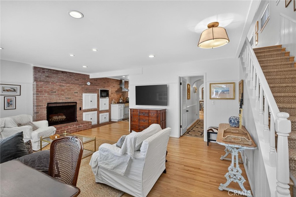 MLS #SB25190340 image #8