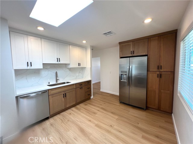 MLS #SB25190389 image #9