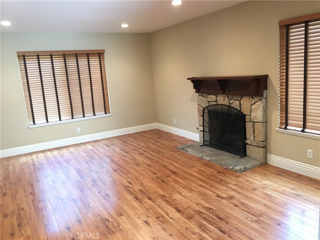 MLS #SB25190841 image #2